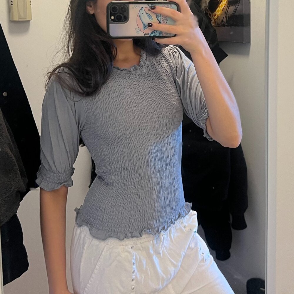 Light blue Wilfred Aritzia ruched top brand new never worn